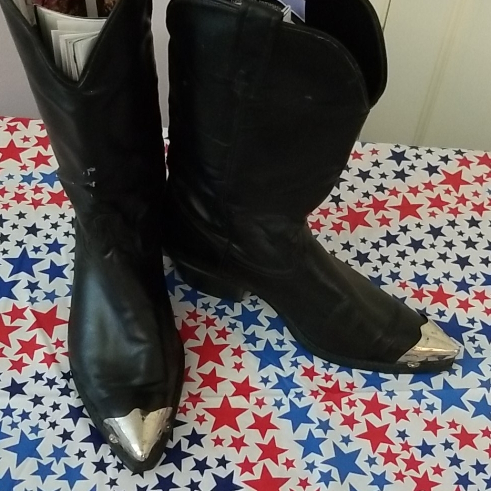 Men's black cowboy boots (vintage 80s)